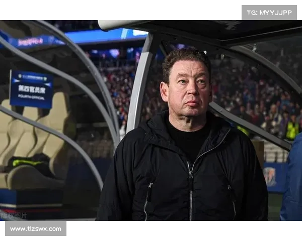 斯卢茨基半场变阵 4411！申花中场调整改写国安战局